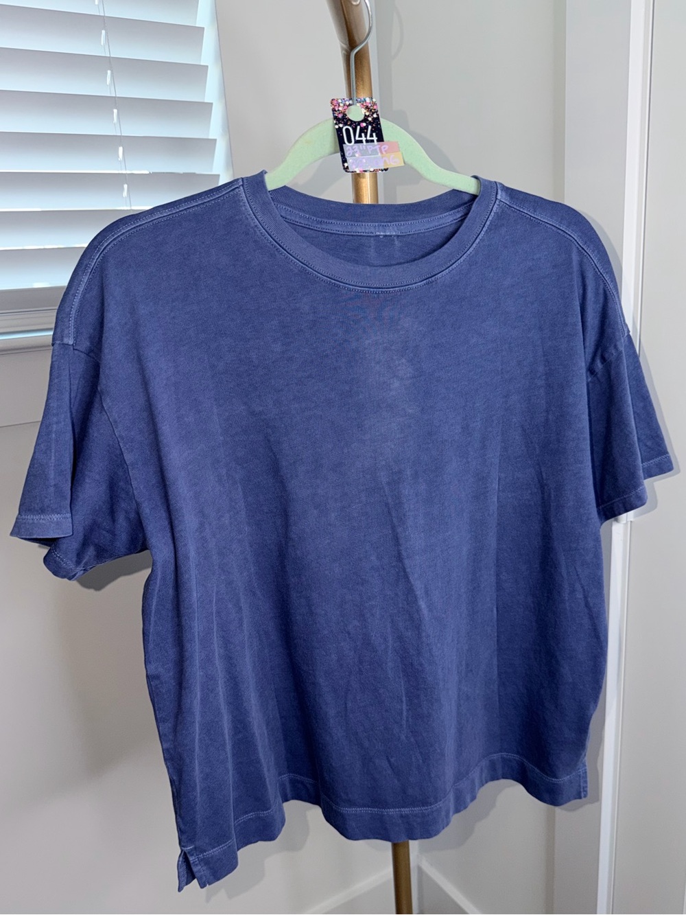44. Old Navy Vintage Crewneck Tee Volcanic Glass Blue S153388-03